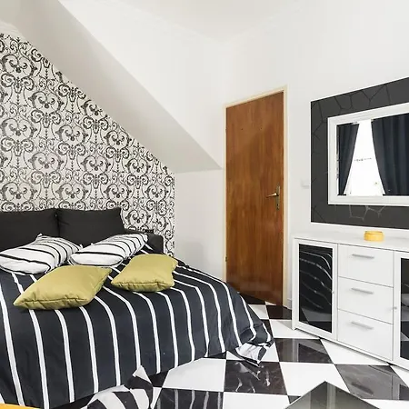 Paris Apartamento Umago